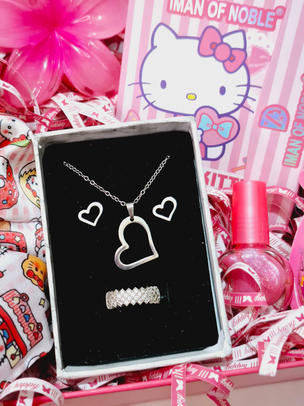 غول باکس کادویی دخترونه با تم کیتی Hello kitty هدیه شیک دخترانه