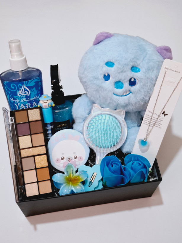 باکس هدیه دخترانه پک کادویی مناسبتی تولد سالگرد ولنتاین کادو دخترونه