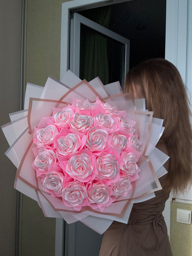 دسته گل رز روبانی ۱۹شاخه سوپر شاین گل روبانی دسته گل رز روبانی