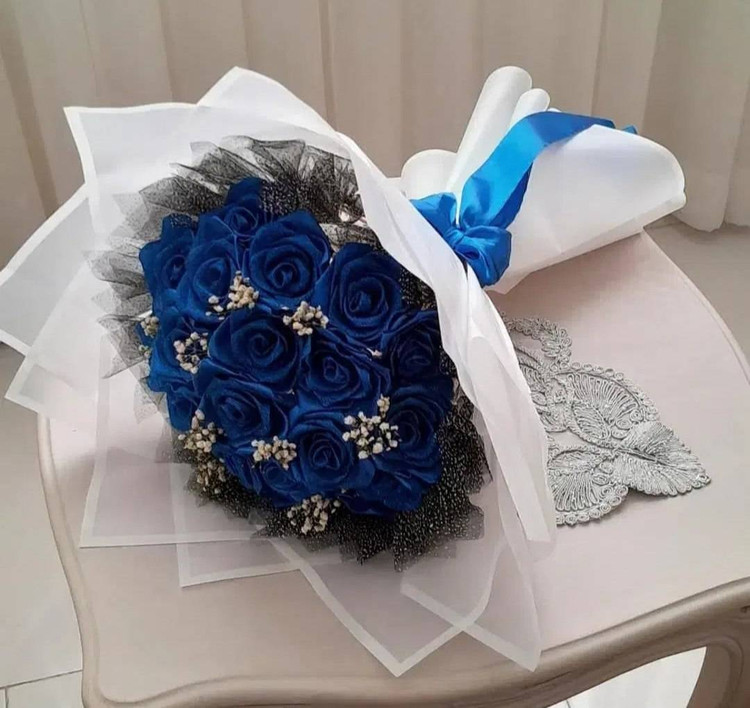 دسته گل رز روبانی مصنوعی ۱۸شاخه دسته گل مصنوعی دسته گل خواستگاری دسته گل شیک