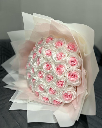 دسته گل ربانی 18 شاخه گل خواستگاری