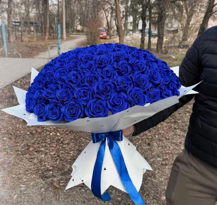 دسته گل رز مصنوعی ۱۸شاخه دسته گل رز روبانی گل ولنتاین