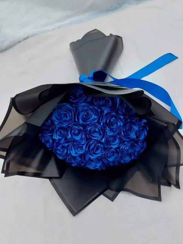 دسته گل رز مصنوعی ۱۰شاخه دسته گل ولنتاین گل خواستگاری