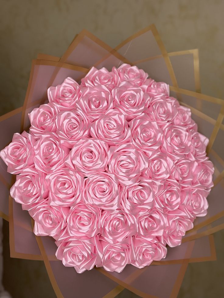 دسته گل رز مصنوعی ۱۸شاخه دسته گل رز روبانی گل ولنتاین