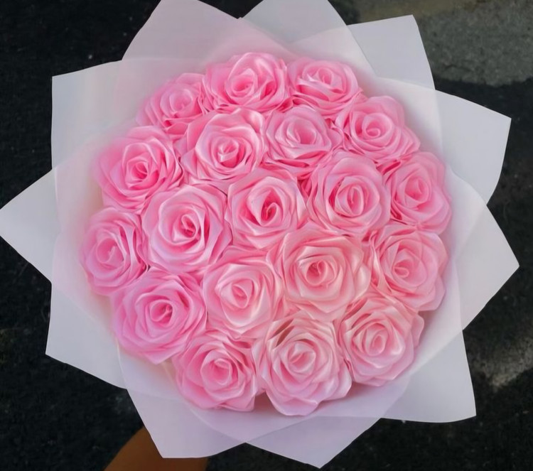 دسته گل رز مصنوعی ۱۸شاخه دسته گل خواستگاری گل ولنتاین
