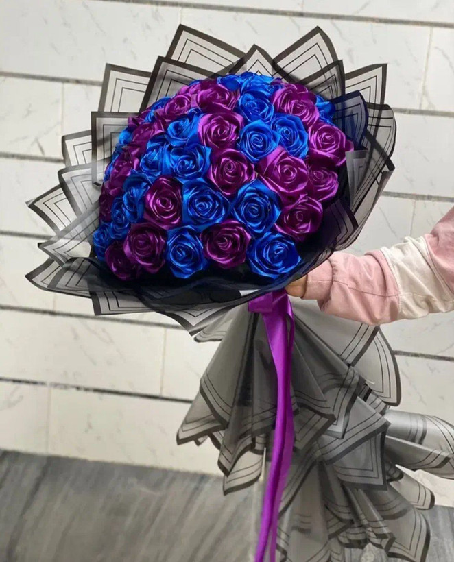 دسته گل رز مصنوعی 25شاخه گل خواستگاری دسته گل رز روبانی گل ولنتاین